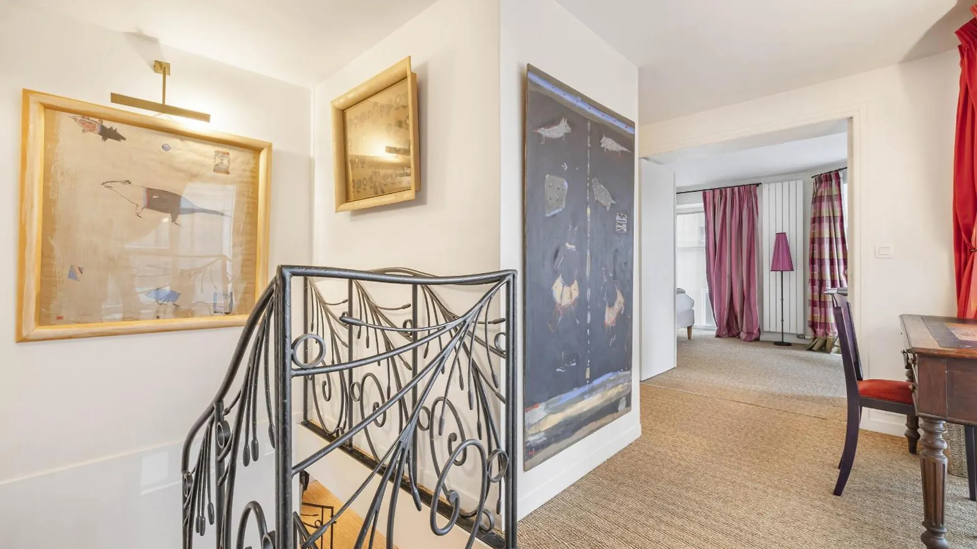 Ballerine Paris Apartment